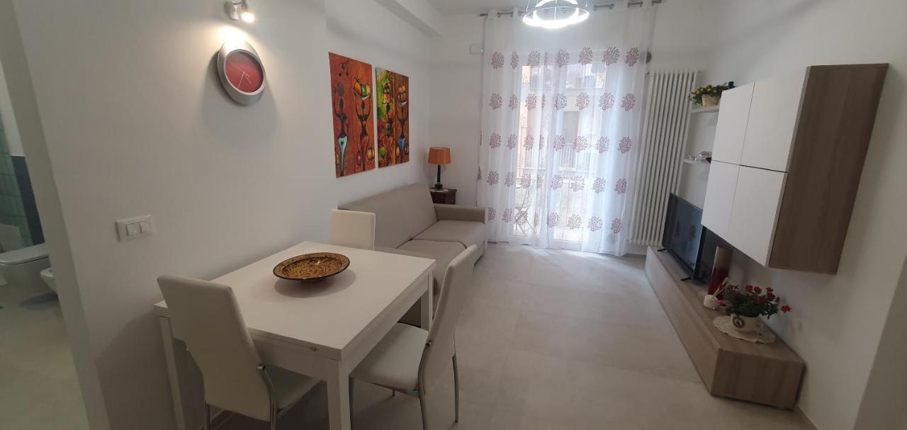 Casa Riblo E Flo Daire Monopoli Dış mekan fotoğraf